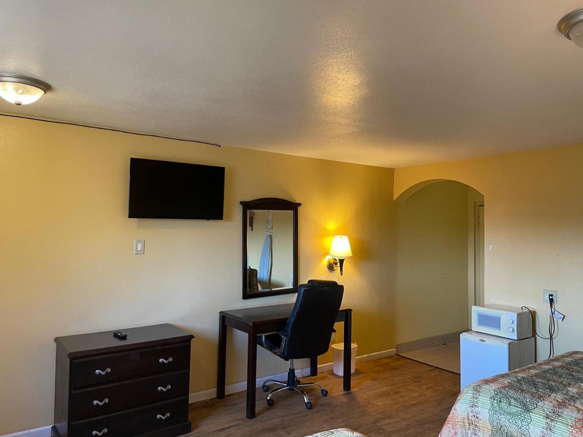 Dilley Executive Inn Dış mekan fotoğraf