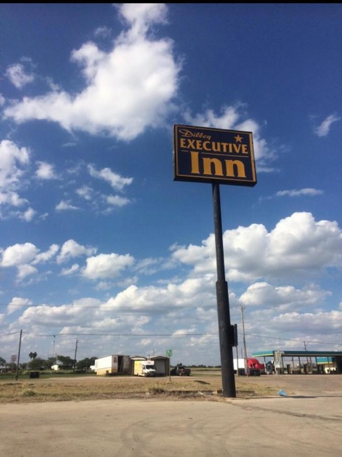 Dilley Executive Inn Dış mekan fotoğraf